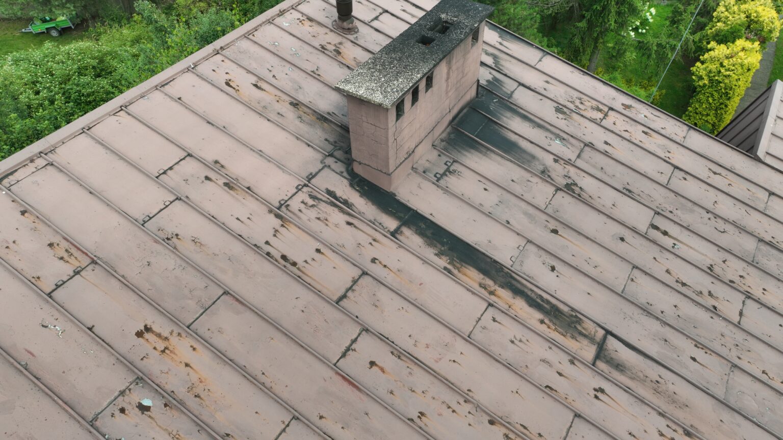 Inspekcja dachu z drona